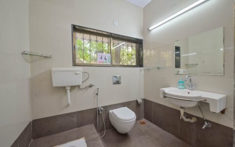 Hideaway 4 Bhk Villa - Bathroom